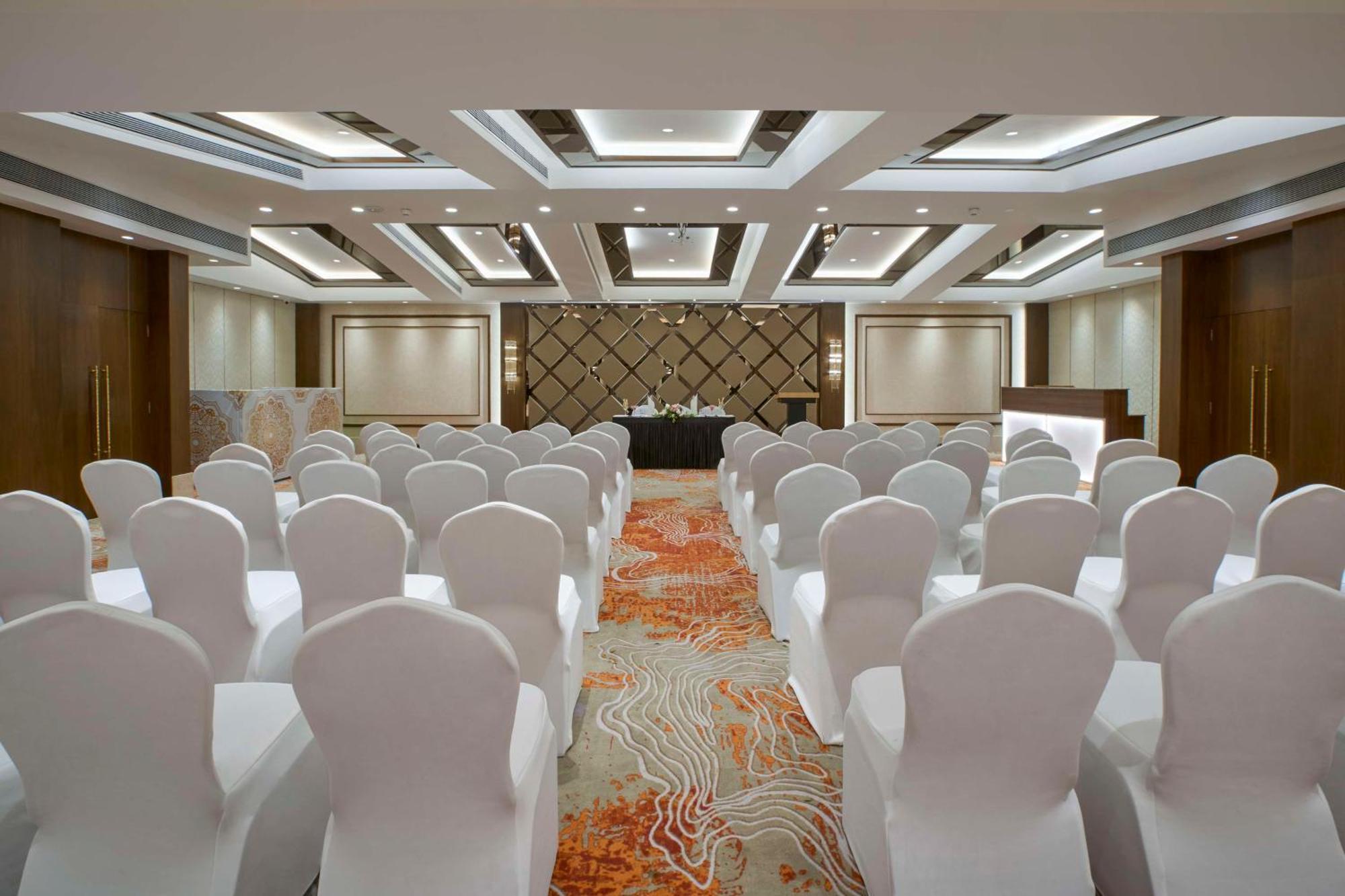 Park Inn By Radisson Goa Candolim Exterior foto